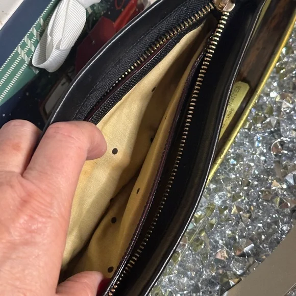 Kate Spade Tweed and Leather Wristlet Pouch Silver Black EUC - Picture 4 of 6